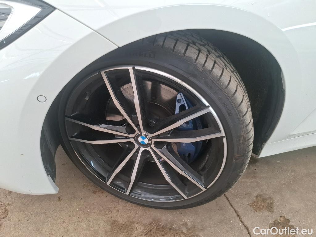  Bmw  Serie 3 Série 3 Berline 330 i M Sport 2.0 260CV BVA8 E6dT #1