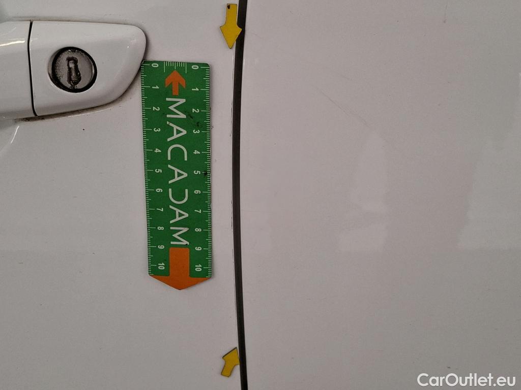  Citroen  C3  Société Feel 1.2 PureTech 80CV BVM5 E6d #20