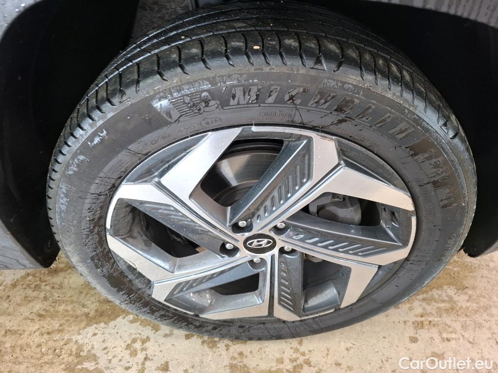  Hyundai  Tucson HYUNDAI  / 2020 / 5P / SUV 1.6 T-GDI 150 DCT-7 HYBRID 48V EXECUTIVE #48
