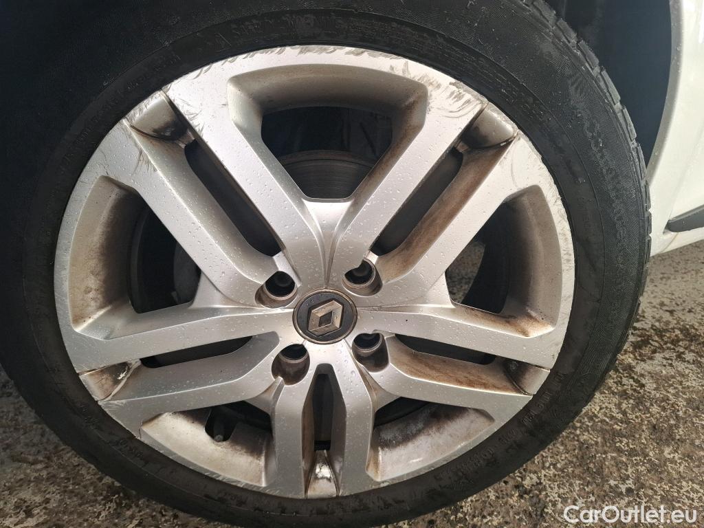  Renault  Clio  IV Business 0.9 TCe 90CV BVM5 E6 #22