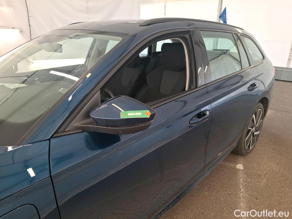  Skoda  Octavia SKODA  Combi / 2020 / 5P / Break 1.4 TSI PHEV iV 204 DSG6e Business #28