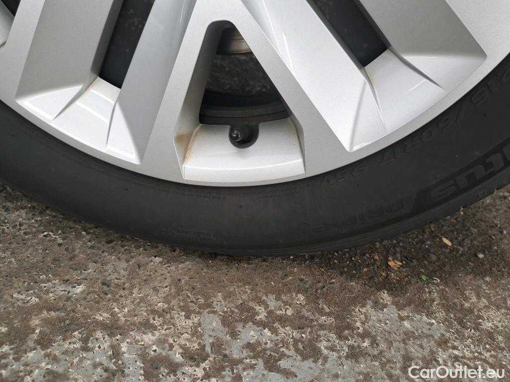  Renault  Captur  II Business 1.6 E-TECH Hybrid 145CV BVA6 E6d #18