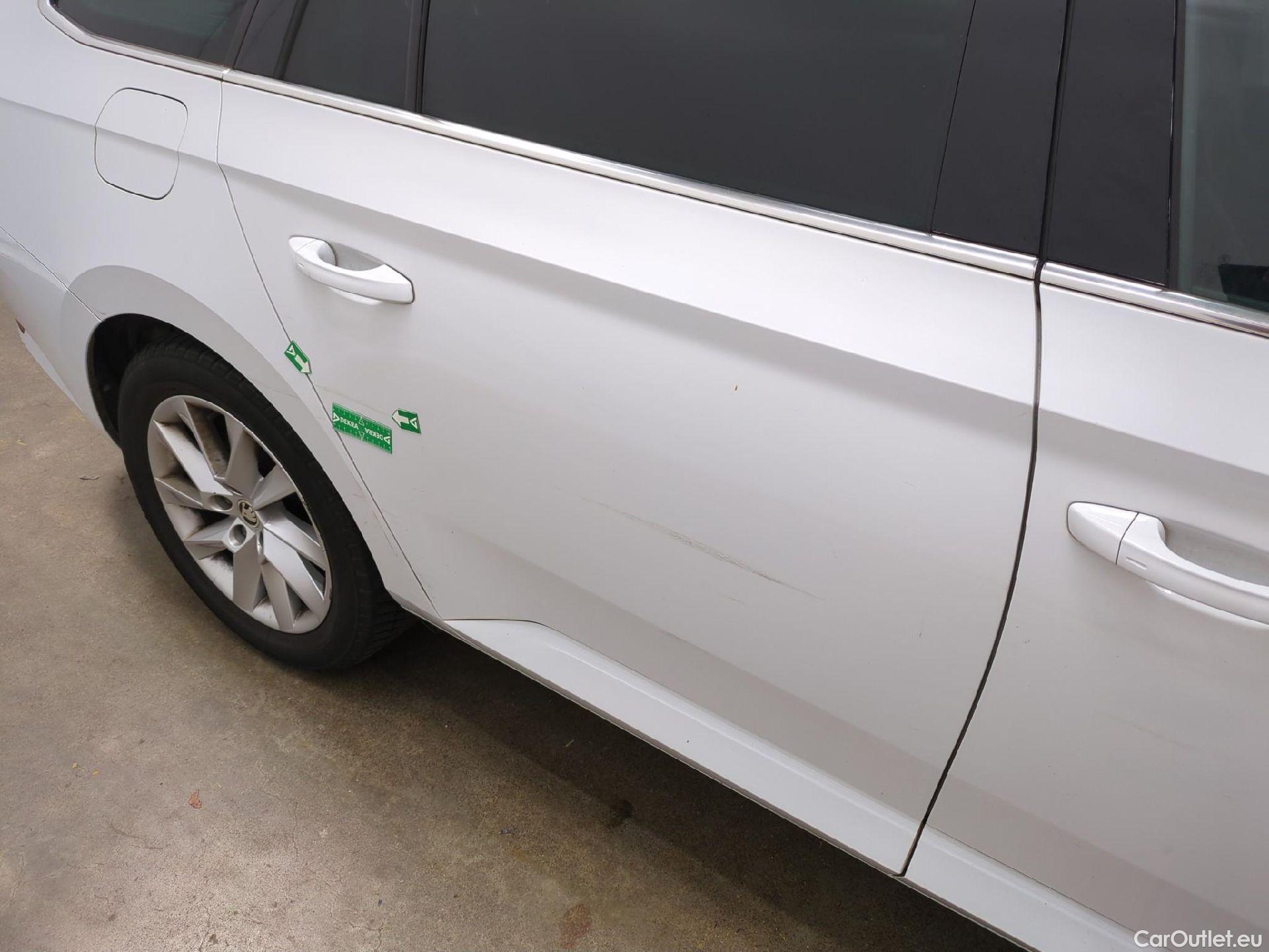  Skoda  Superb  Break Business 2.0 TDI 150CV BVA7 E6d #38