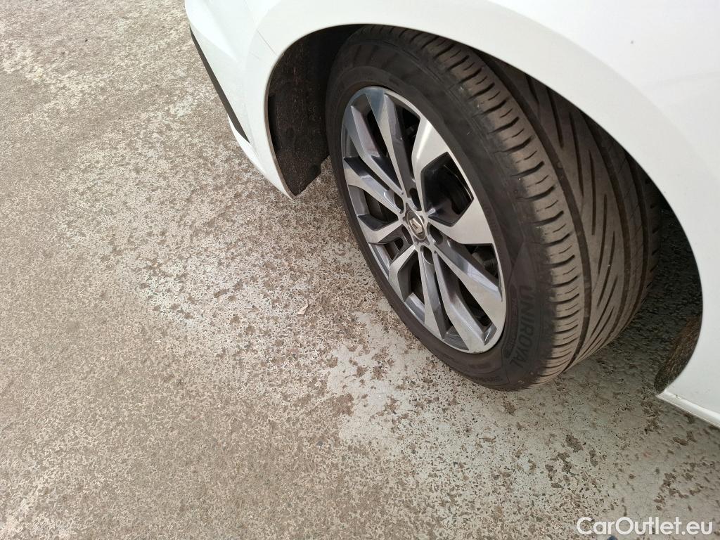  Renault  Megane RENAULT Mégane Estate / 2020 / 5P / Break techno TCe 140 EDC #23