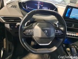  Peugeot  3008 PEUGEOT  / 2020 / 5P / SUV BLUEHDI 130 EAT8 SeS ALLURE #140