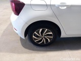  Volkswagen  Polo VOLKSWAGEN  / 2021 / 5P / BERLINA 1.0 TSI LIFE #42