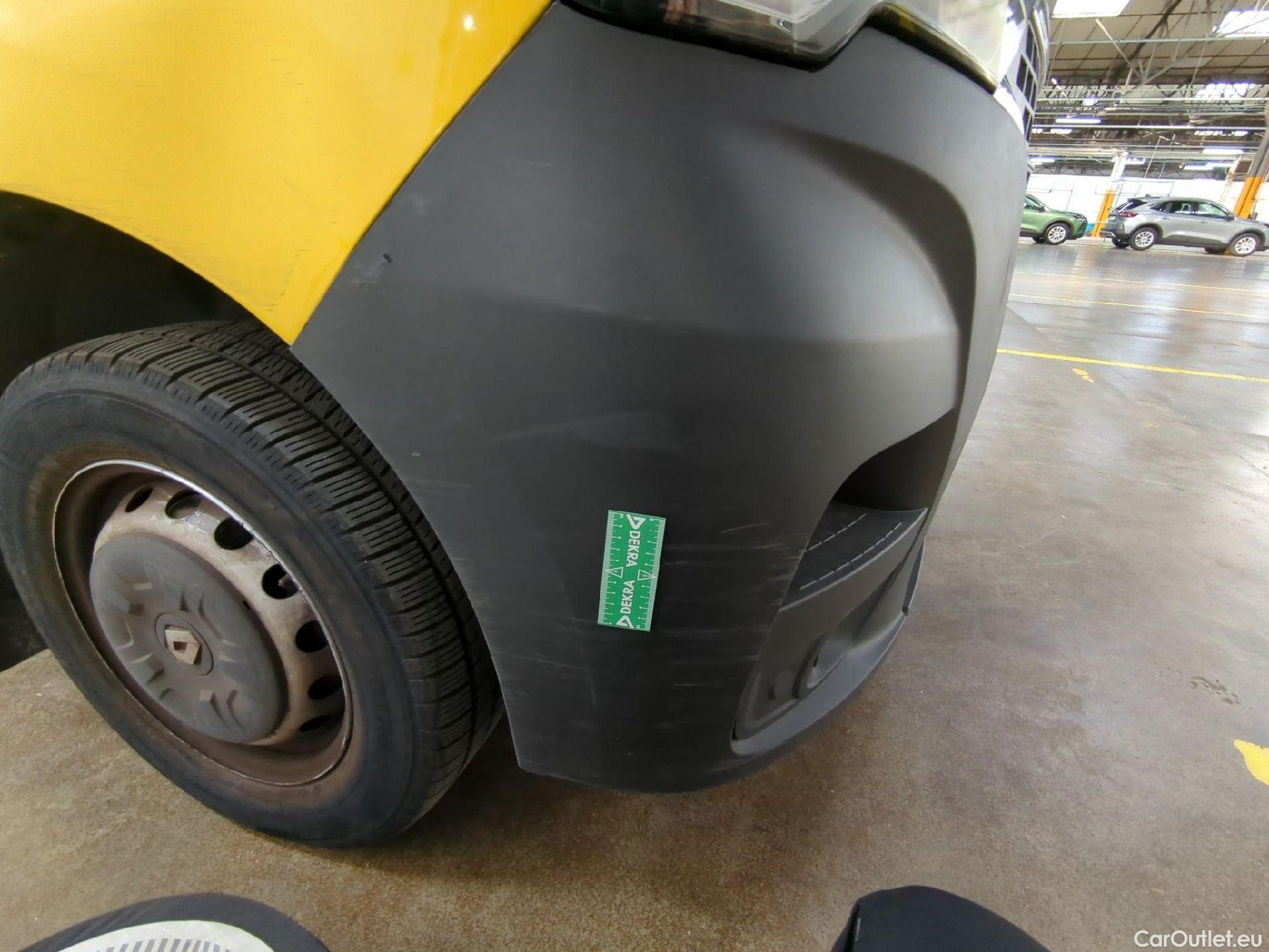  Renault  Master RENAULT  / 2019 / 4P / Fourgon tôlé FG Z.E.Tr CF F3100 L2H2 R75 AI - 19 #24