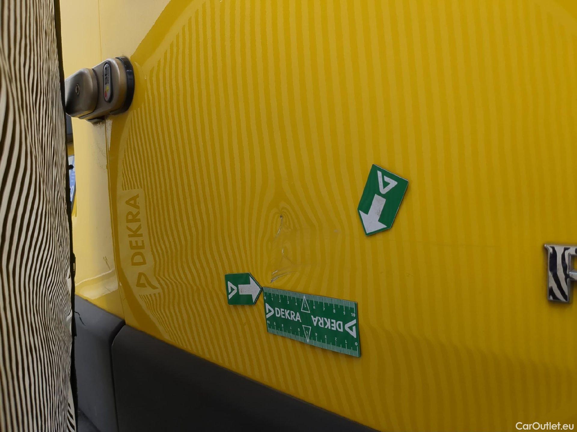  Renault  Master RENAULT  / 2019 / 4P / Fourgon tôlé FG Z.E.Tr CF F3100 L2H2 R75 AI - 19 #28