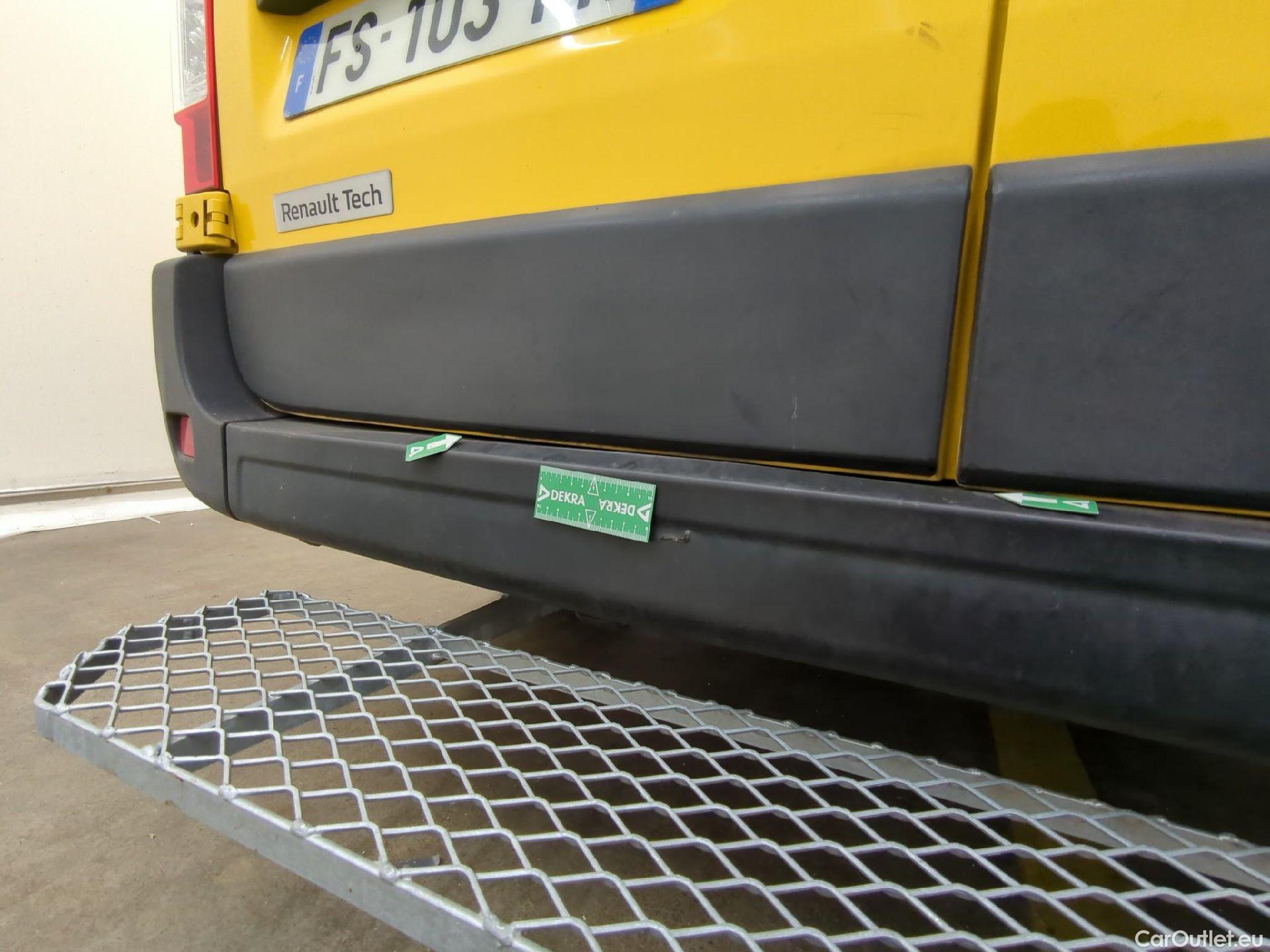  Renault  Master RENAULT  / 2019 / 4P / Fourgon tôlé FG Z.E.Tr CF F3100 L2H2 R75 AI - 19 #30