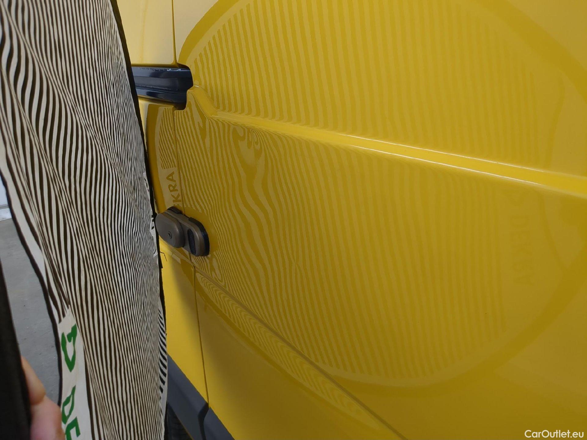  Renault  Master RENAULT  / 2019 / 4P / Fourgon tôlé FG Z.E.Tr CF F3100 L2H2 R75 AI - 19 #11