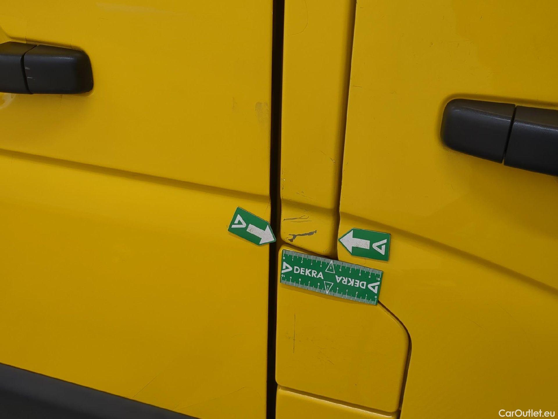  Renault  Master RENAULT  / 2019 / 4P / Fourgon tôlé FG Z.E.Tr CF F3100 L2H2 R75 AI - 19 #20