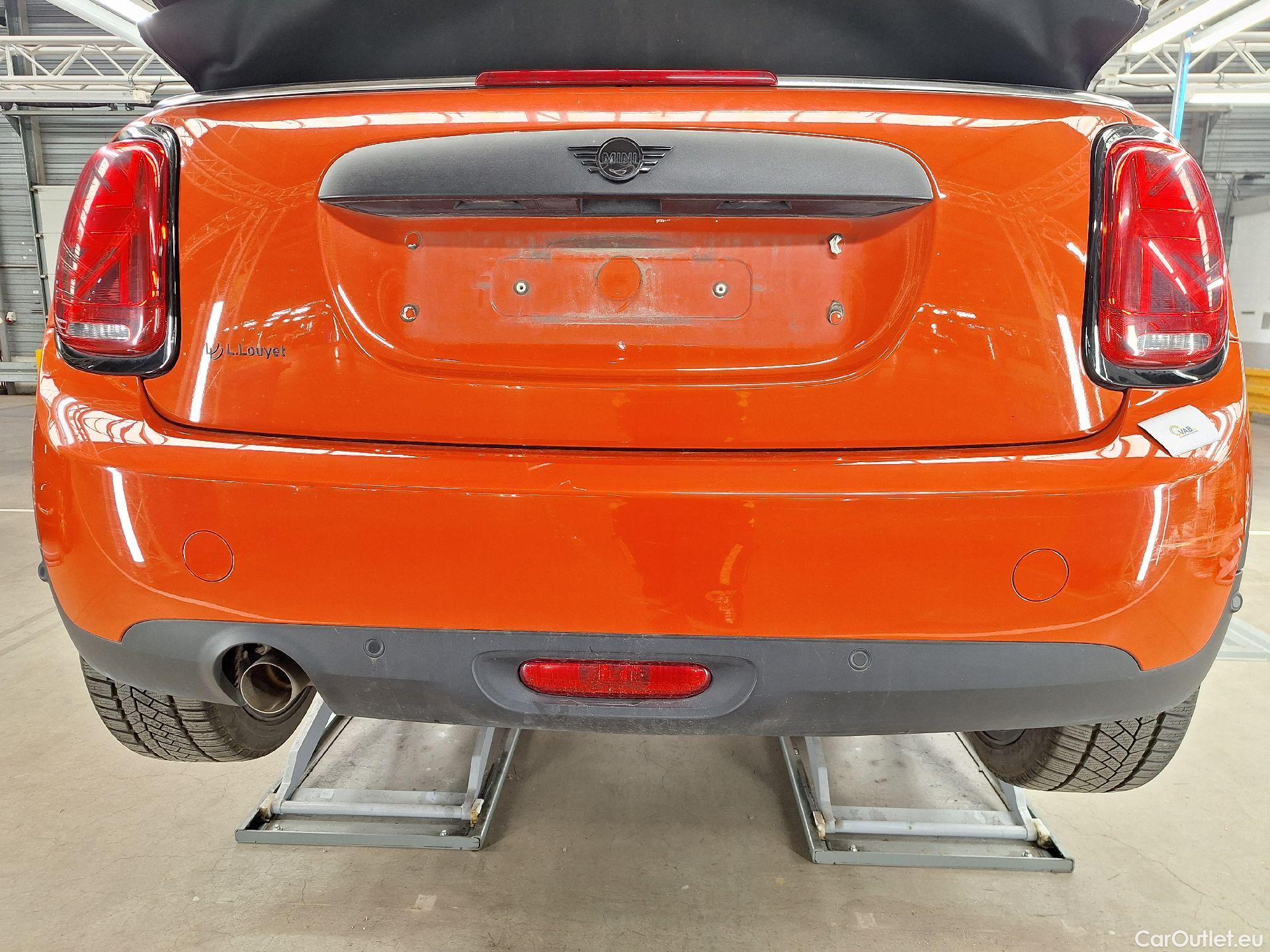  Mini  Cooper MINI, Mini Cabrio '15, Mini Cabrio One (75 kW) 2d #19