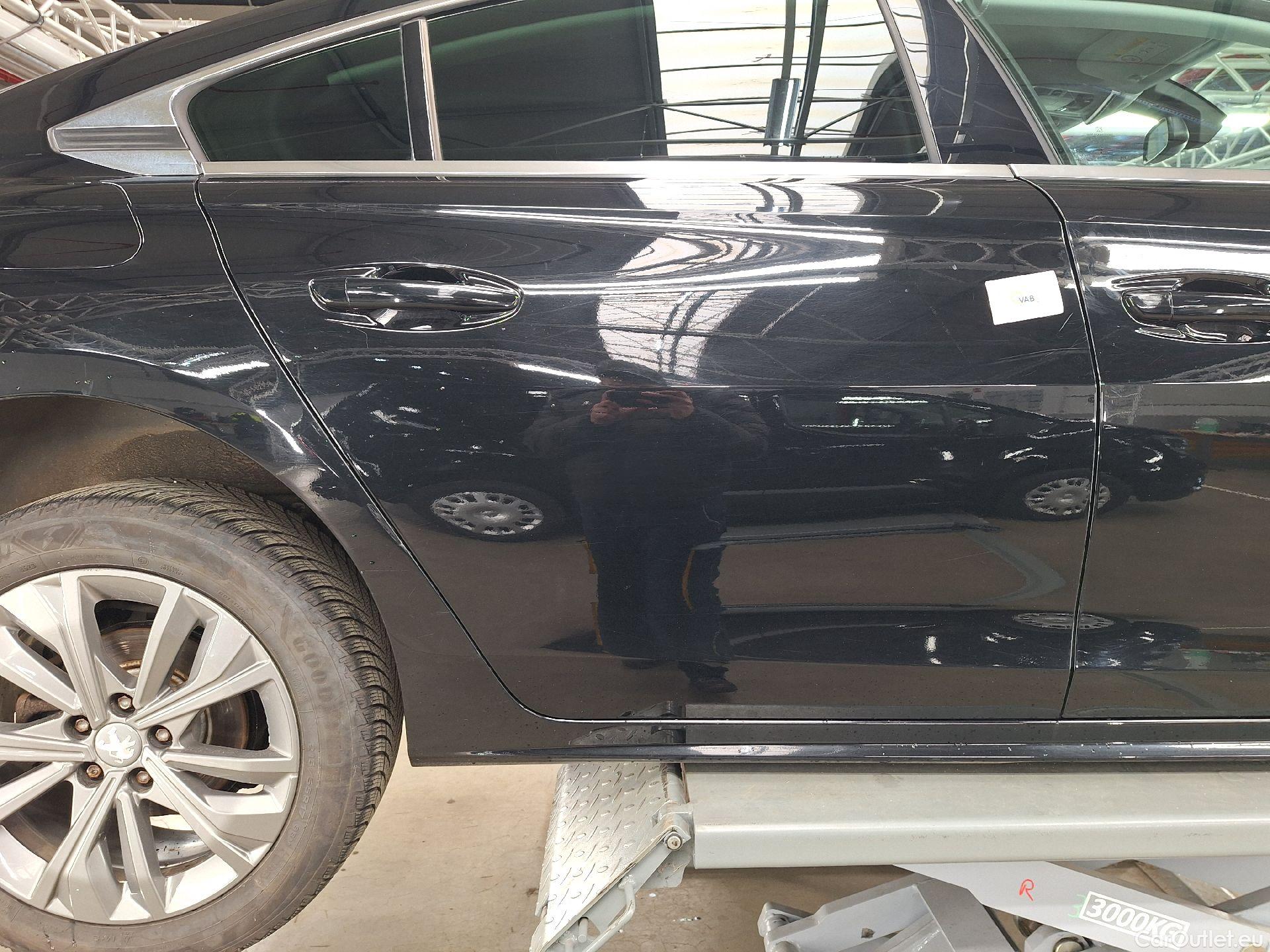  Peugeot  508 Peugeot,  '18, Peugeot  1.5 BlueHDi 130 S&S EAT8 Allure 5d #32