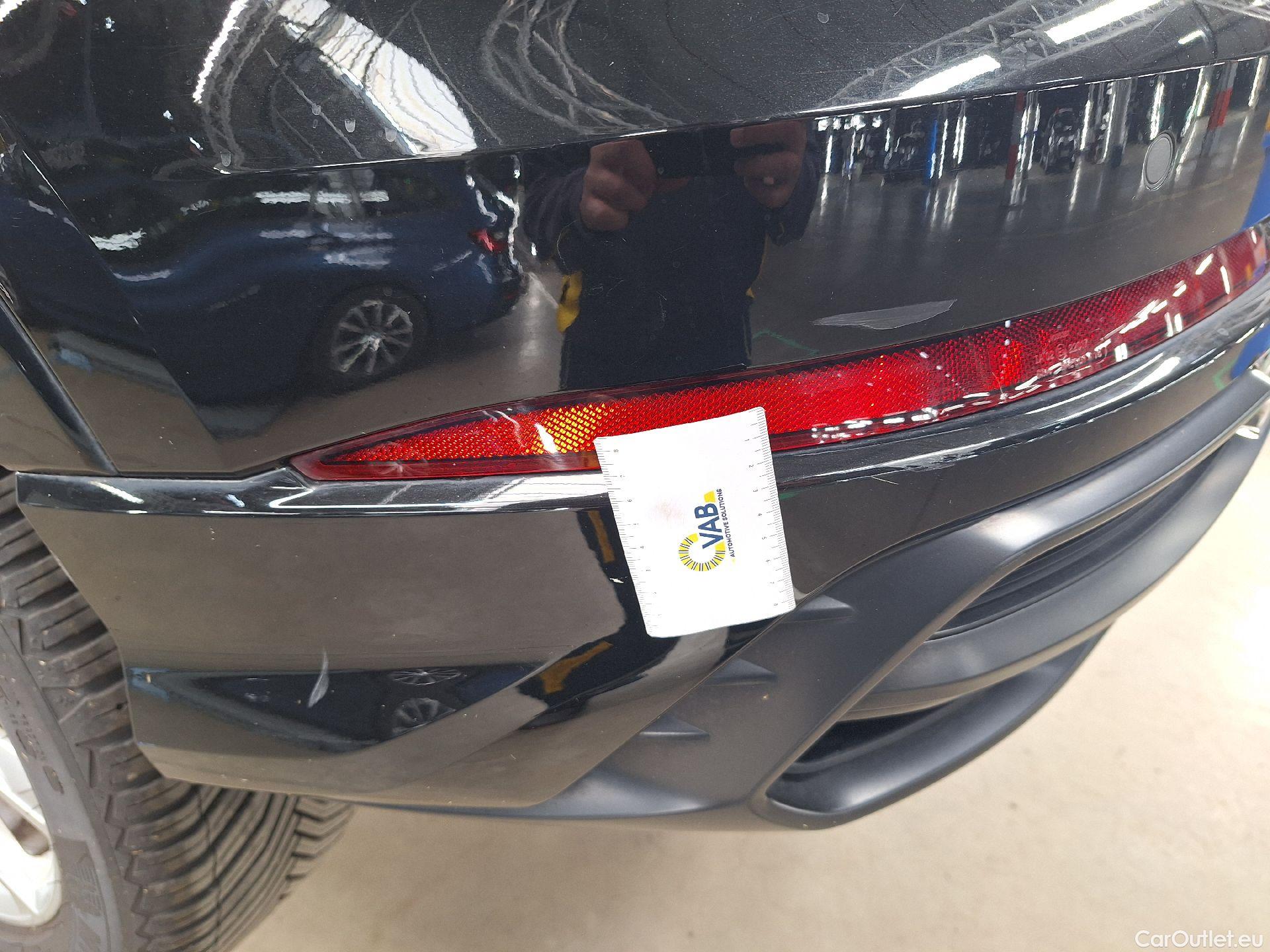  Audi  Q3 Audi,  '18 PHEV, Audi  45 TFSI e S tronic S Line 5d #14