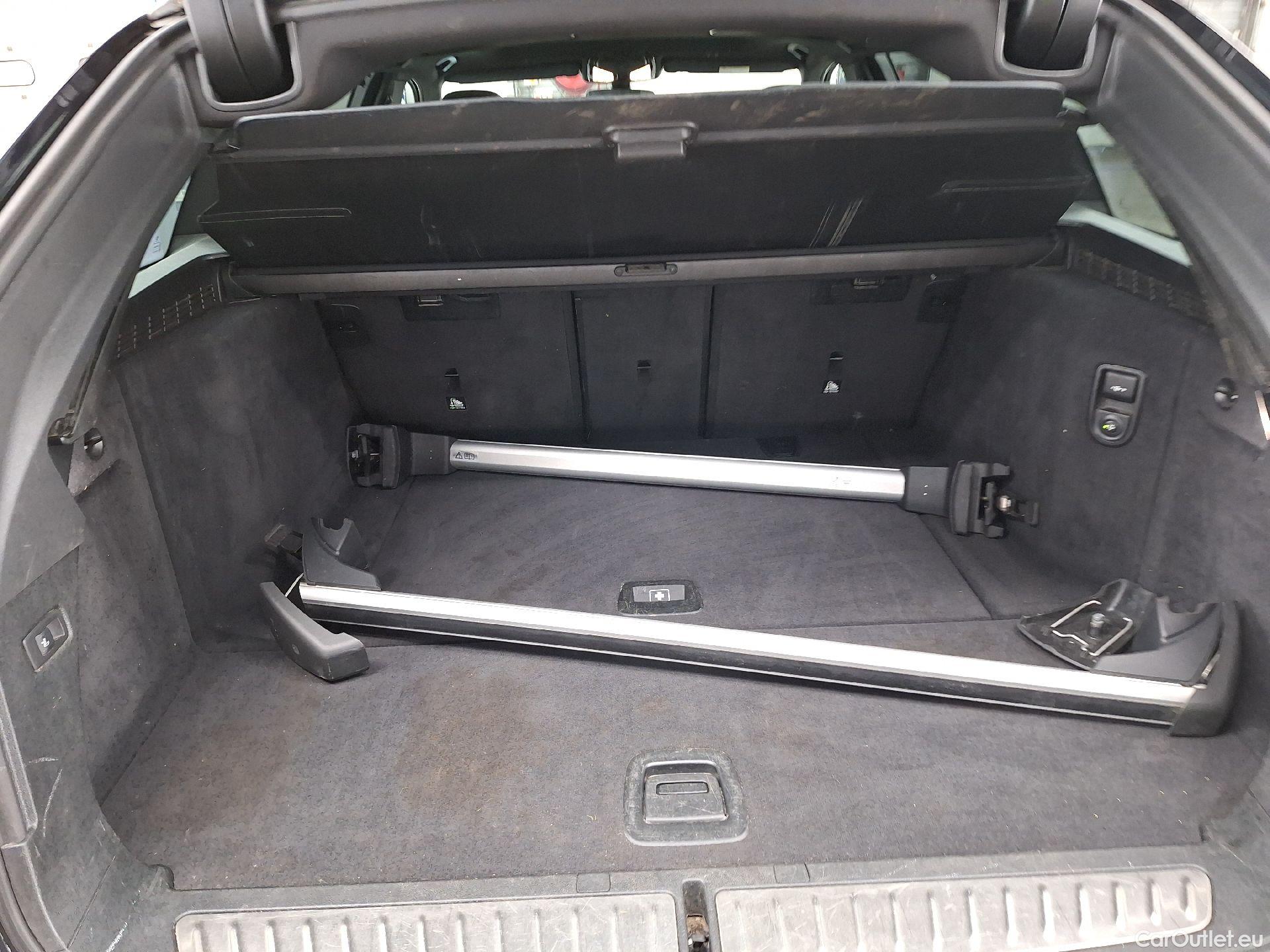  Bmw  Serie 5 BMW, 5-serie To FL'20, BMW 5 Reeks Touring 520i Aut. (120 kW) 5d #48