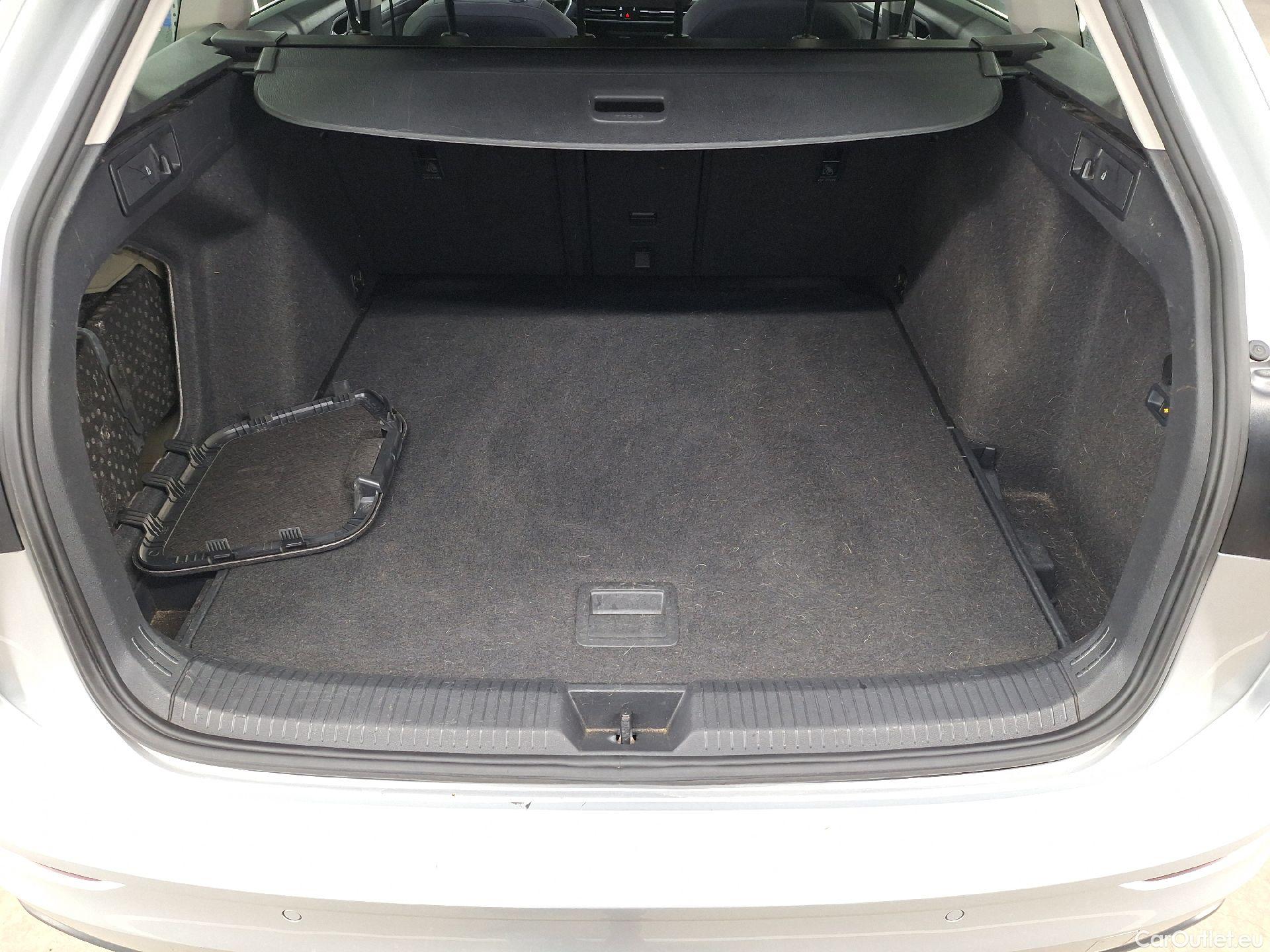  Volkswagen  Golf  Volkswagen, Golf, Var.2.0TDi 115 Life DSG #3