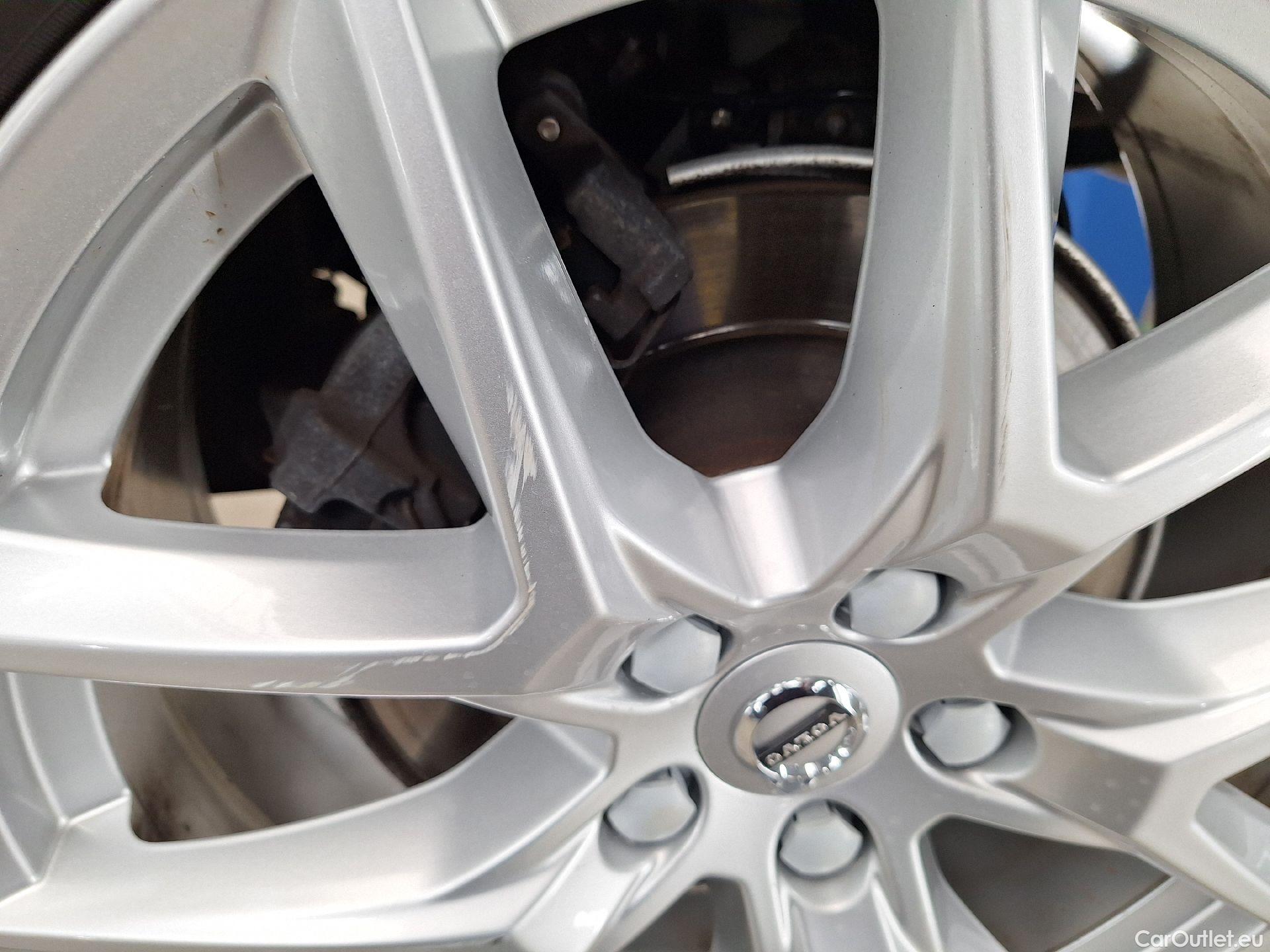  Volvo  XC60 Volvo,  '17, Volvo  D4 120kW Geartronic Momentum Pro 5d #29