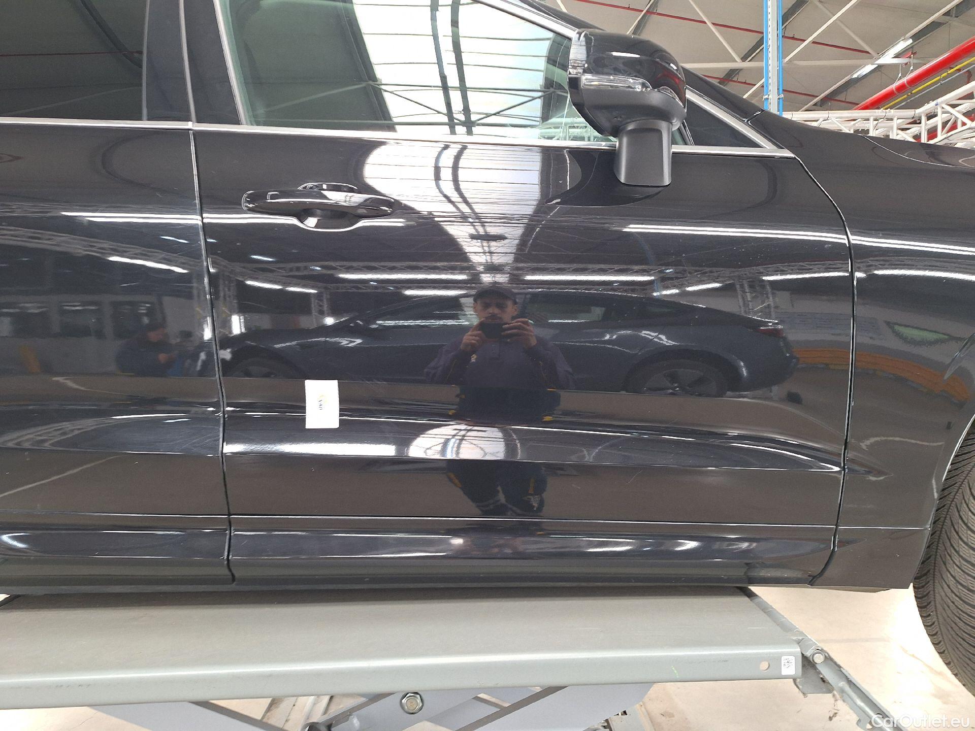  Volvo  XC60 Volvo,  '17, Volvo  D4 120kW Geartronic Momentum Pro 5d #32
