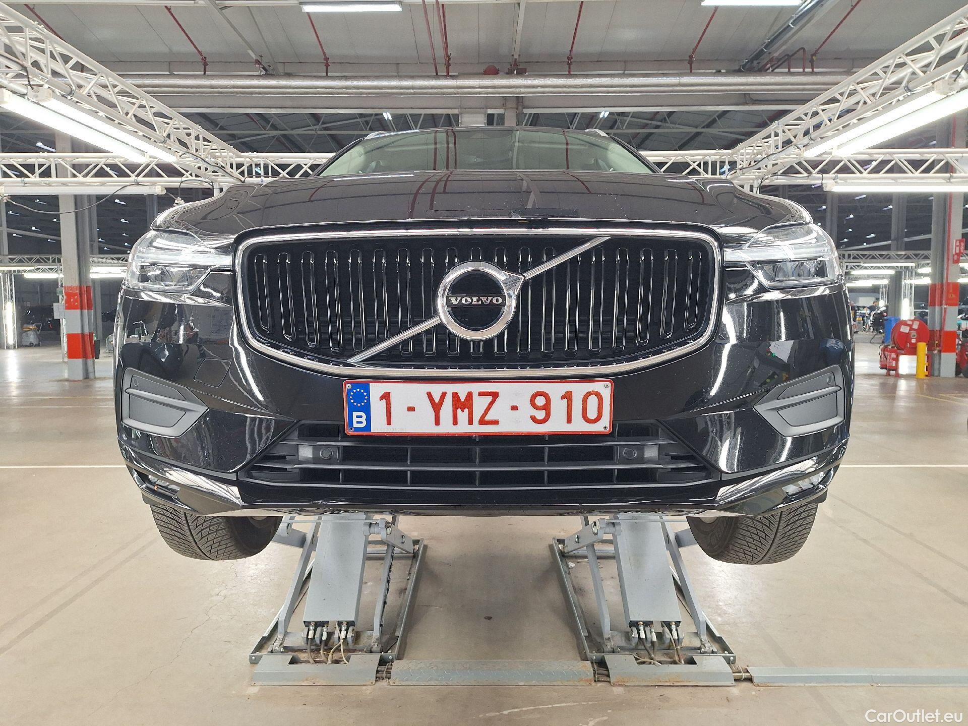  Volvo  XC60 Volvo,  '17, Volvo  D4 120kW Geartronic Momentum Pro 5d #36