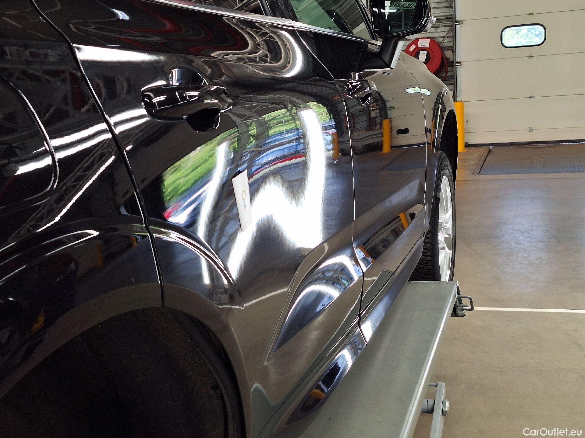  Volvo  XC60 Volvo,  '17, Volvo  D4 120kW Geartronic Momentum Pro 5d #20