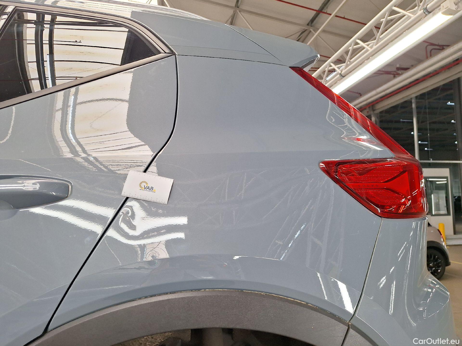  Volvo  XC 40 Volvo, XC40 '17, Volvo XC40 T3 Geartronic Momentum Pro 5d #7