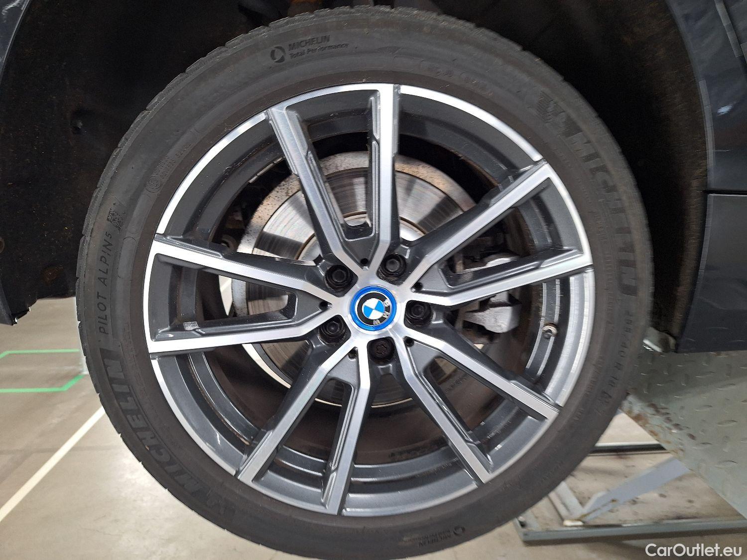  Bmw  Serie 3 BMW, 3-serie To. '18 PHEV, BMW 3 Reeks Touring 330e (215 kW) 5d #3