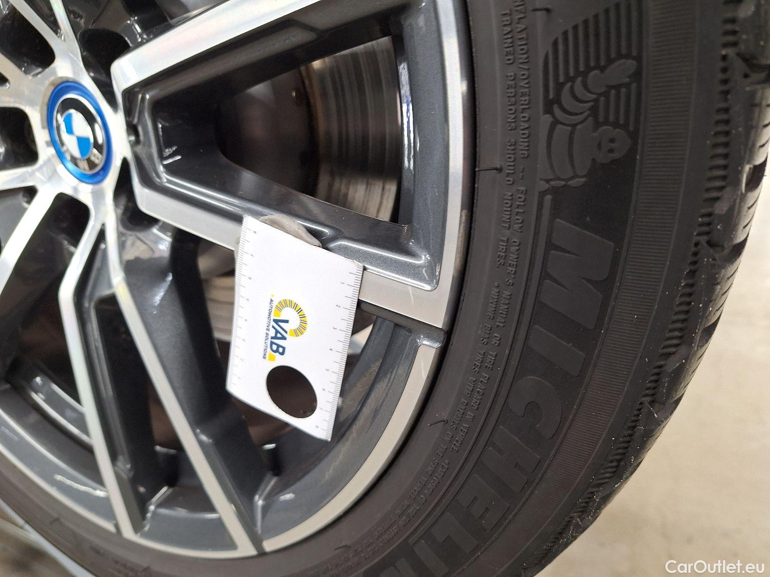  Bmw  Serie 3 BMW, 3-serie To. '18 PHEV, BMW 3 Reeks Touring 330e (215 kW) 5d #6