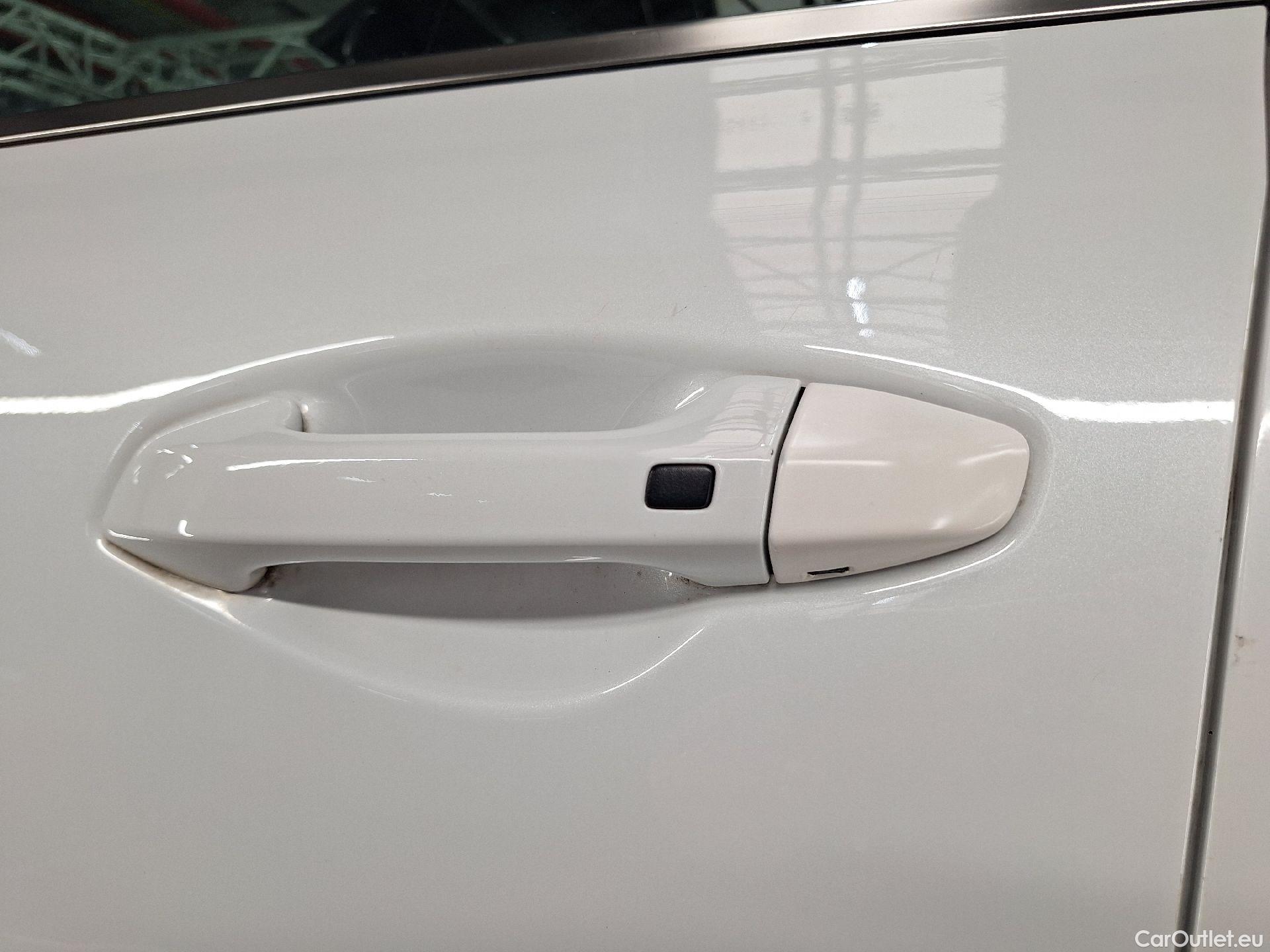  KIA  XCeed Kia,  '19, KIA  1.0 T-GDi 120 Pulse 5d #40