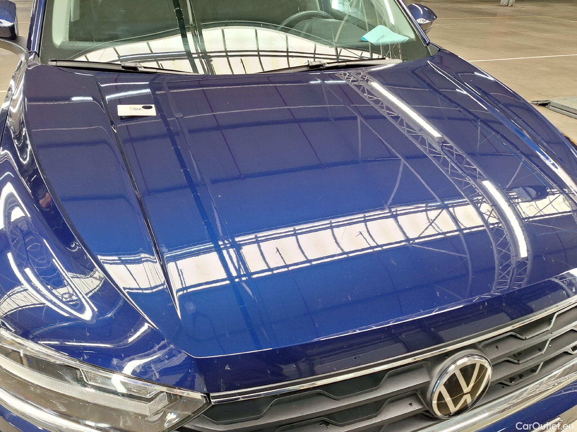  Volkswagen  T-ROC VW,  '17, Volkswagen  1.0 TSI United 5d #3