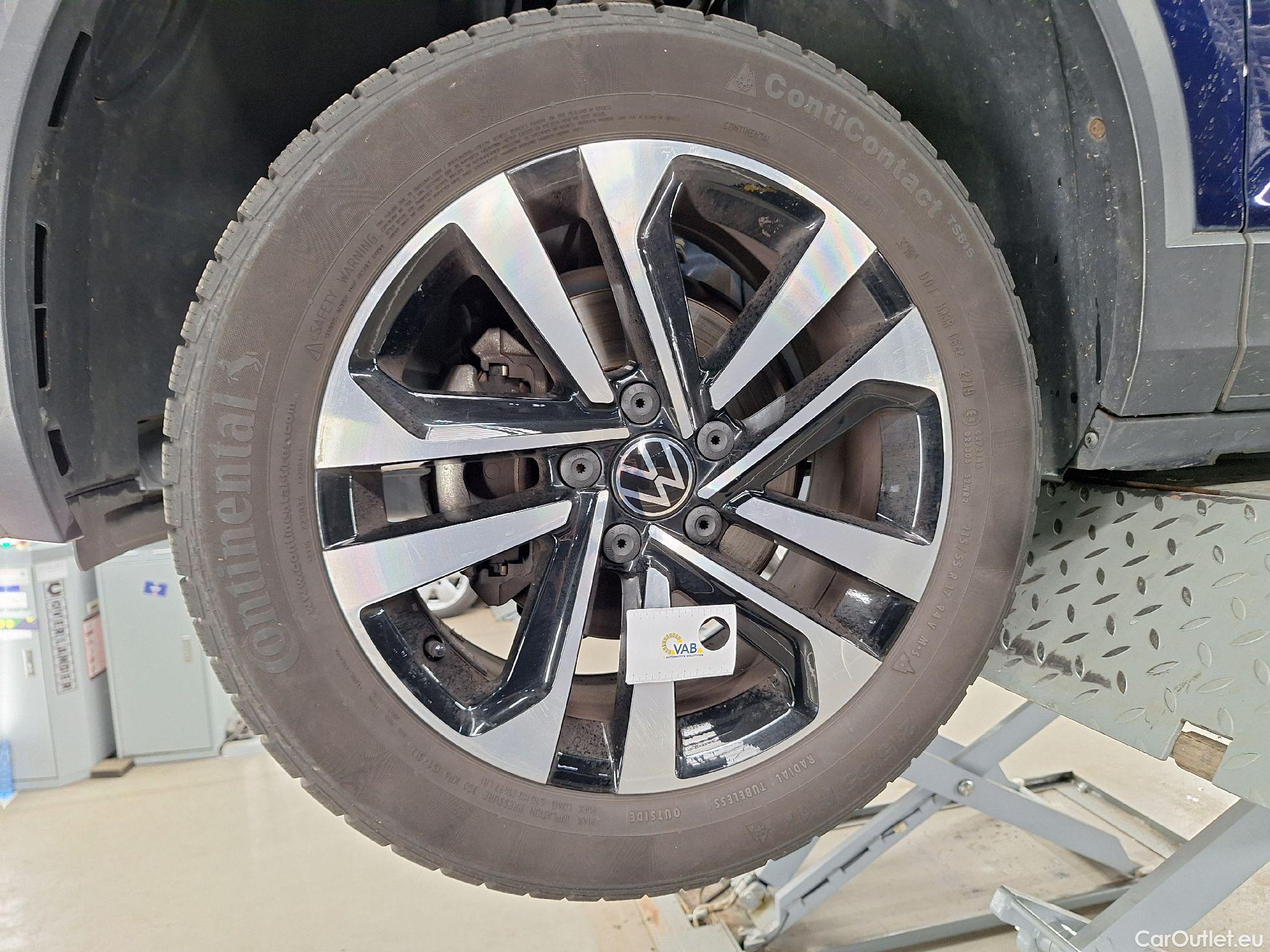  Volkswagen  T-ROC VW,  '17, Volkswagen  1.0 TSI United 5d #33