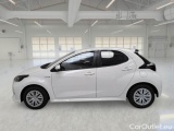  Toyota  Yaris TOYOTA  / 2020 / 5P / BERLINA HYBRID BUSINESS MY20 #8