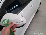  Toyota  Yaris TOYOTA  / 2020 / 5P / BERLINA HYBRID BUSINESS MY20 #45