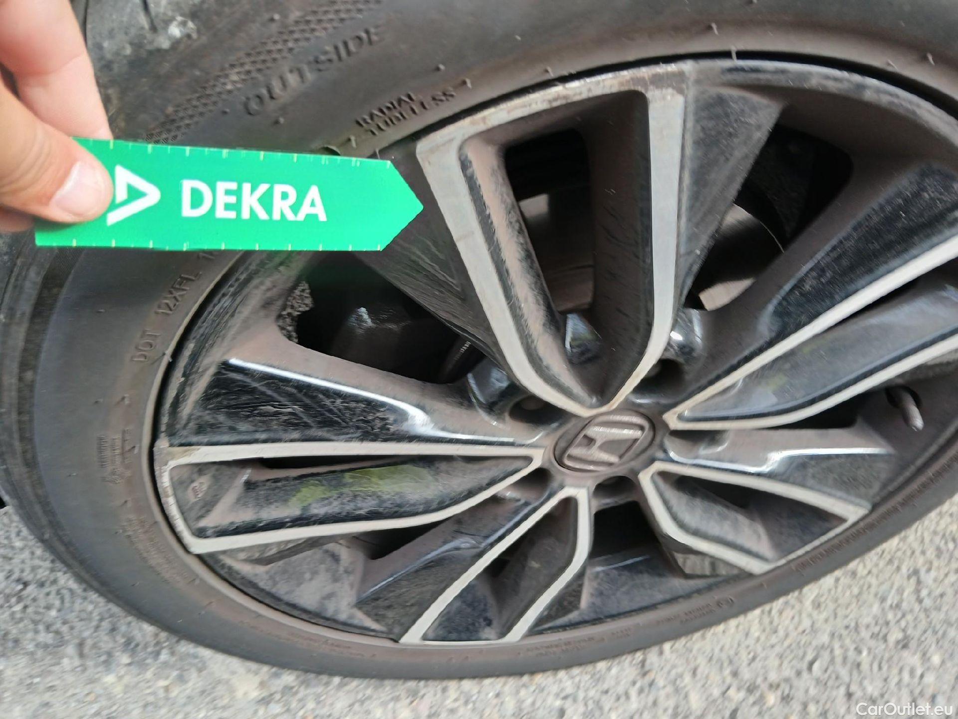  Honda  HR-V HONDA  / 2021 / 5P / todoterreno 1.5 i-MMD Advance Style 4x2 #19
