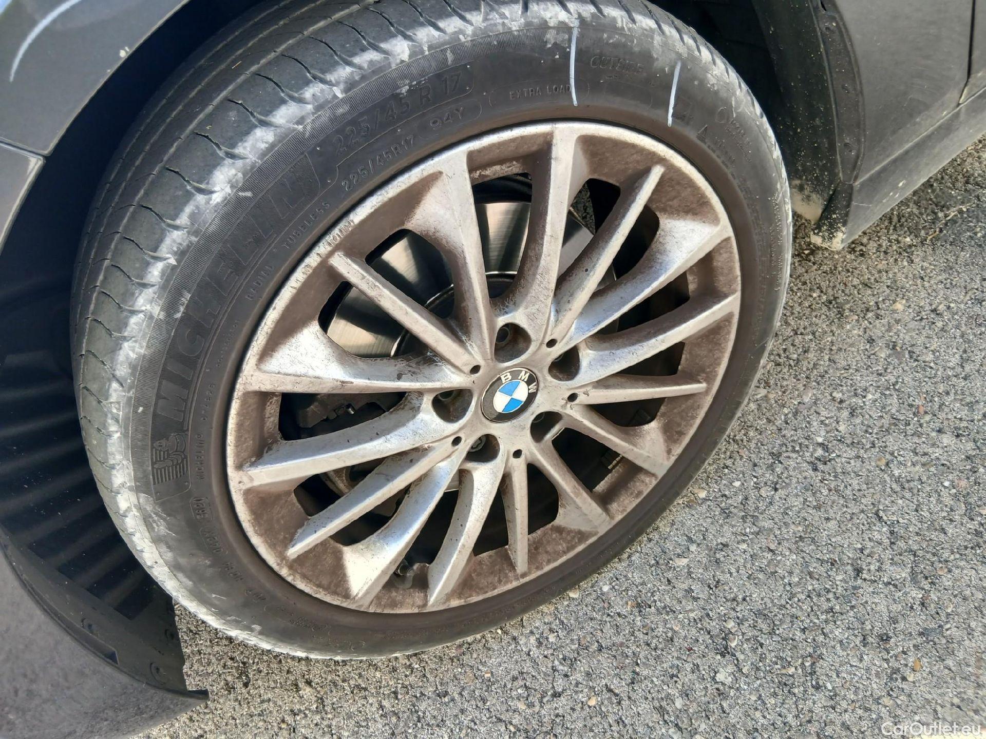 Bmw  Serie 1 BMW  / 2019 / 5P / berlina con portón 118i #37