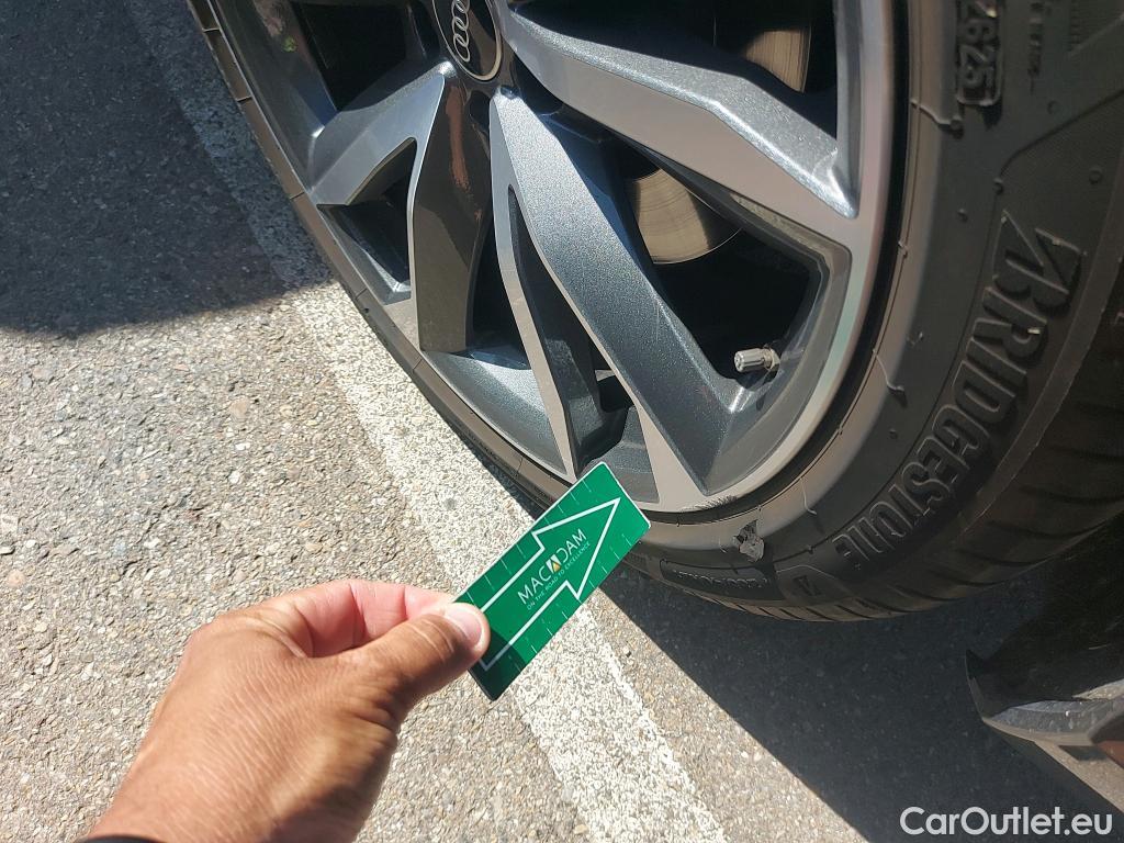  Audi  Q7 AUDI  / 2019 / 5P / todoterreno S line 60 TFSIe 335kW(456CV) quattro tip #9