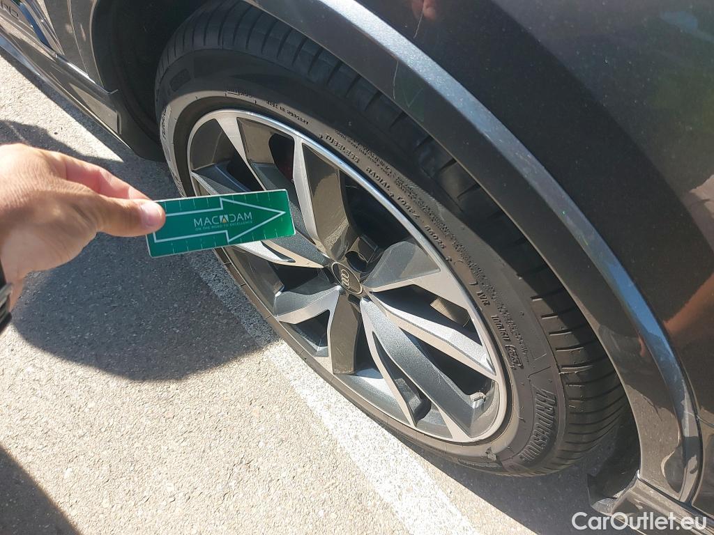  Audi  Q7 AUDI  / 2019 / 5P / todoterreno S line 60 TFSIe 335kW(456CV) quattro tip #8