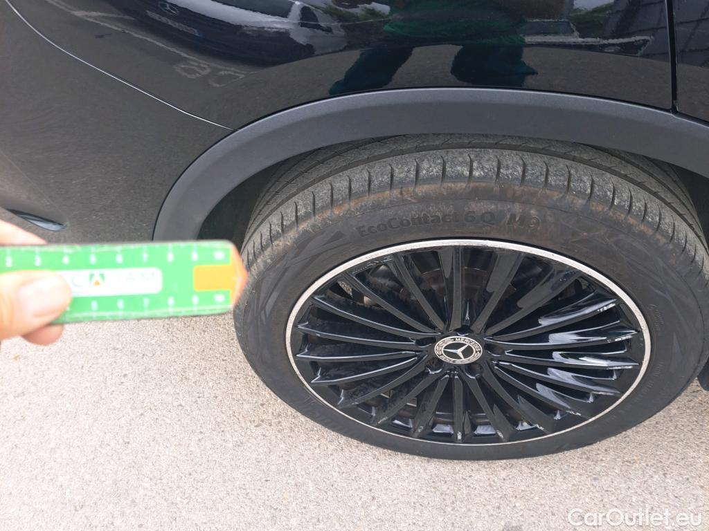  Mercedes  GLC MERCEDES-BENZ  AMG 220 d 4MATIC 200 CV #Opcionales 19700€# #11