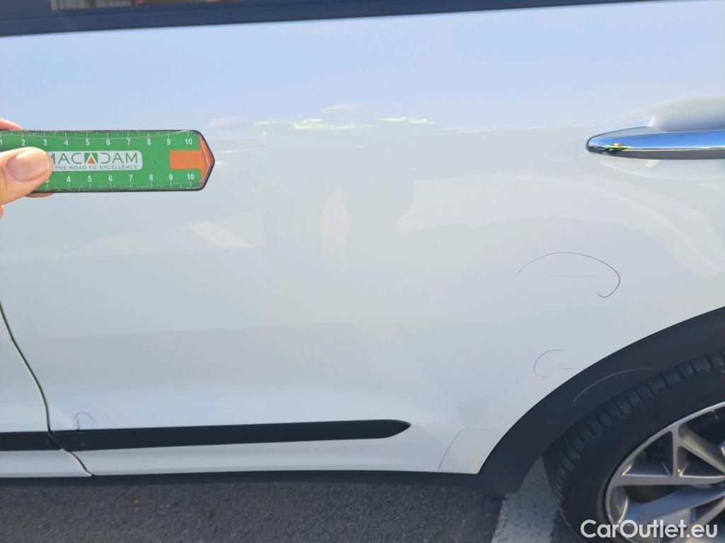  KIA  Niro KIA  / 2019 / 5P / crossover 1.6 GDi HEV 104kW (141CV) Emotion (AC) #11