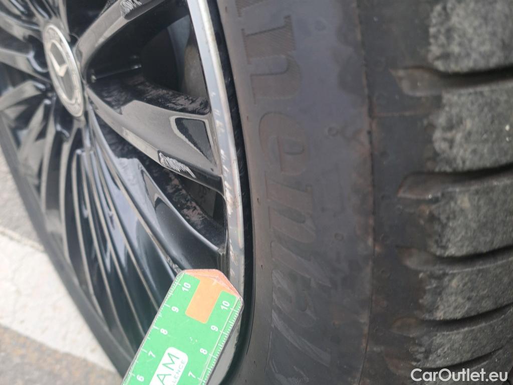  Mercedes  GLC MERCEDES-BENZ  AMG 220 d 4MATIC 200 CV #Opcionales 19700€# #8