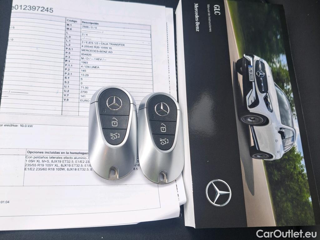  Mercedes  GLC MERCEDES-BENZ  AMG 220 d 4MATIC 200 CV #Opcionales 19700€# #19