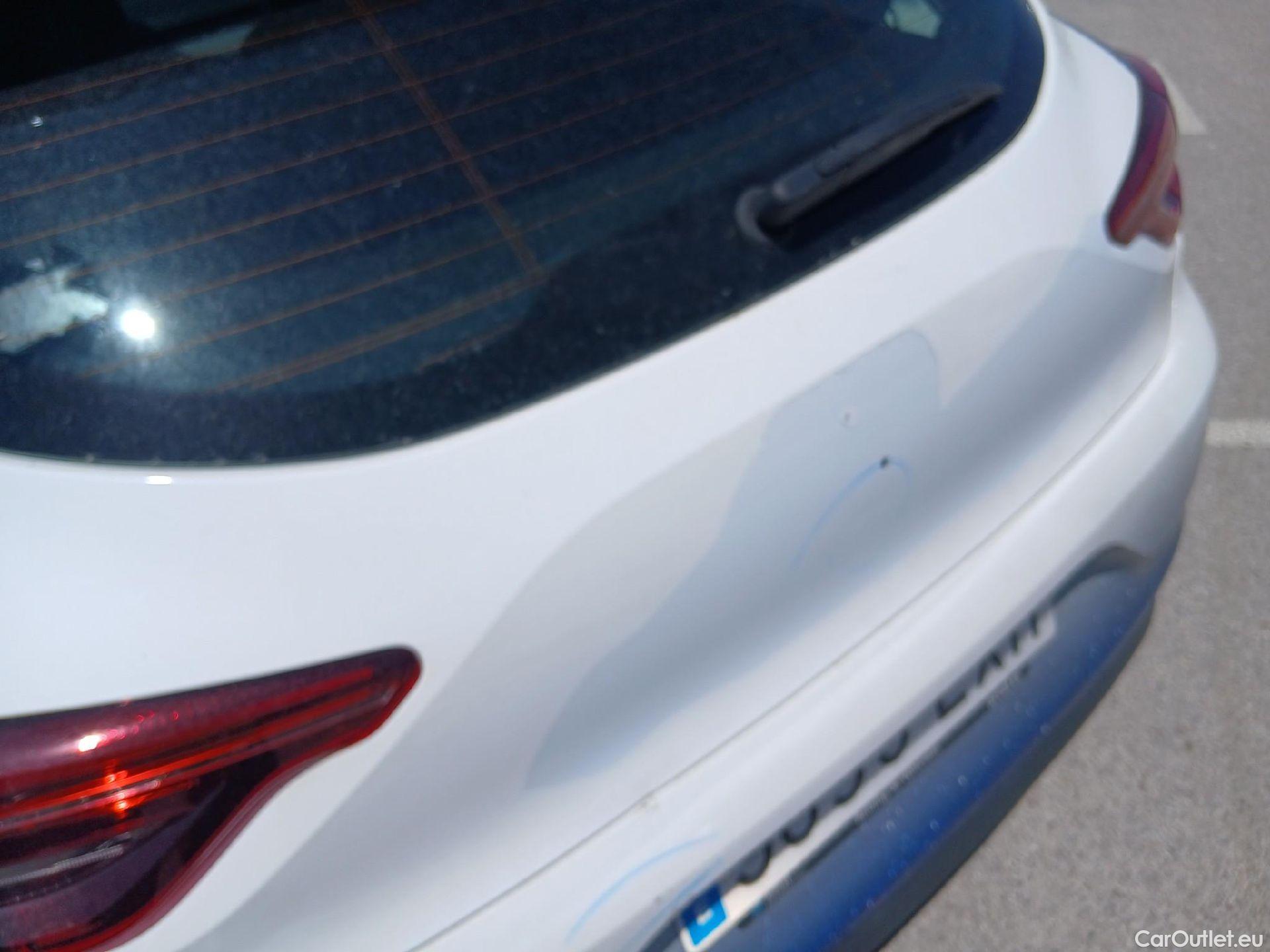  Renault  Clio RENAULT  / 2019 / 5P / berlina con portón Business Blue dCi 74kW (100CV) #18