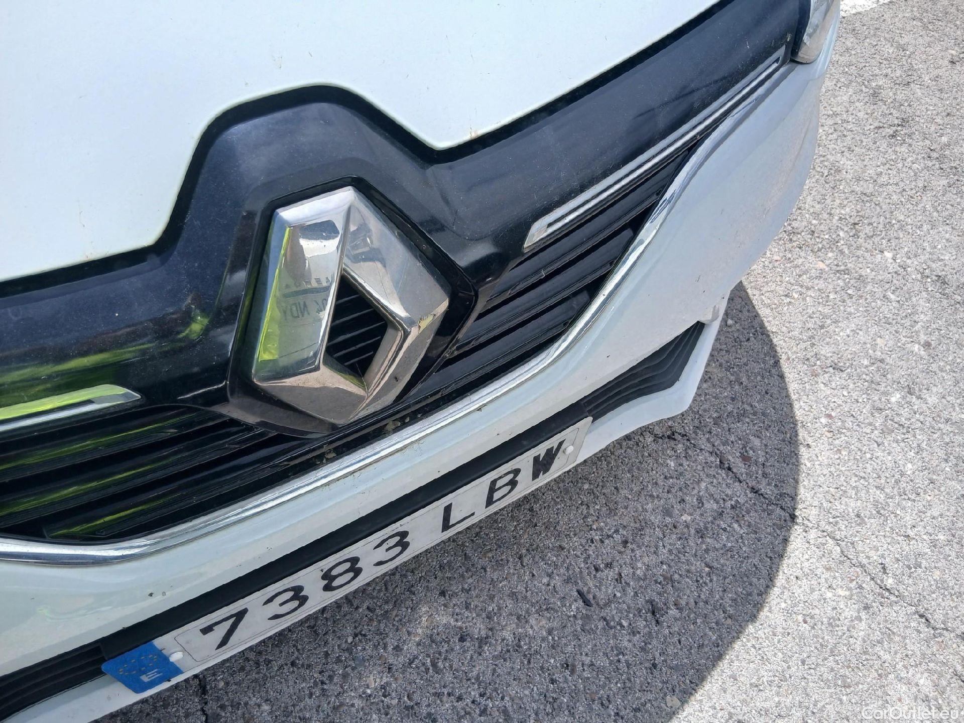  Renault  Megane RENAULT Mégane / 2015 / 5P / berlina con portón Life Blue dCi 70kW (95CV) #5