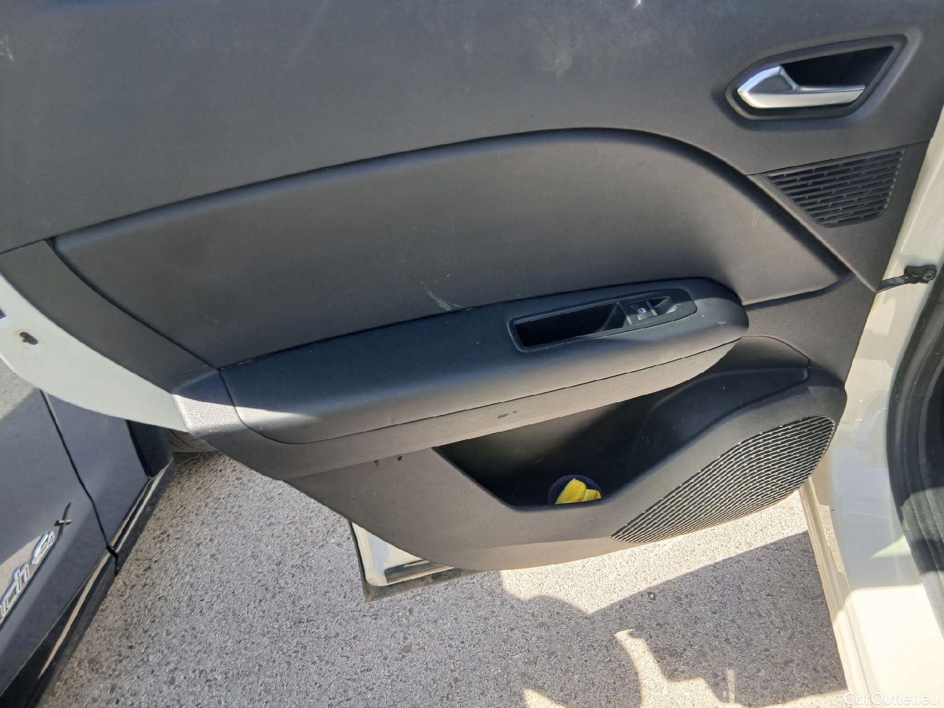  Renault  Captur RENAULT  / 2020 / 5P / todoterreno Intens TCe 74kW (100CV) GLP #28