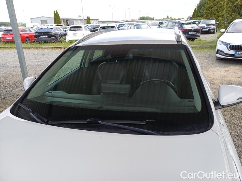  Hyundai  i30  (PD)(01.2017  ->)  kom.1.5T-GDI Style 5d #1
