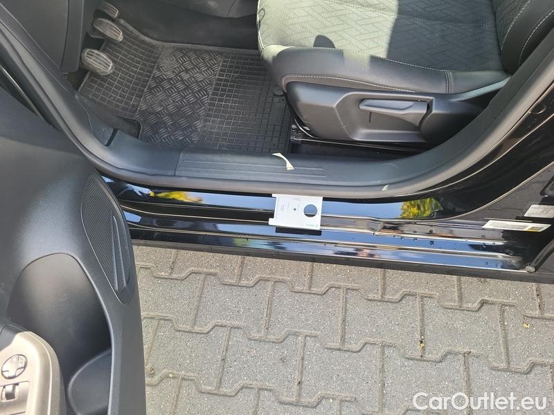  Opel  Corsa  F (2019)  1.5CDTI 75 Elegance 5d #7