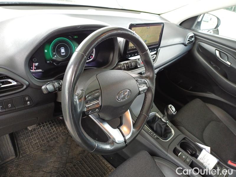  Hyundai  i30  (PD)(01.2017  ->)  kom.1.5T-GDI Style 5d #4