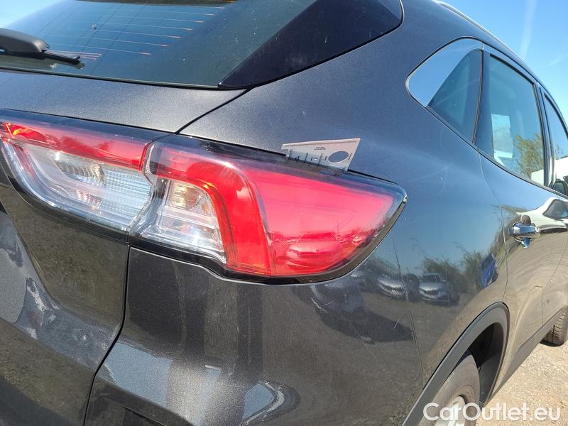  Ford  Kuga  (2019)  1.5EBL 88 Titanium AT #26