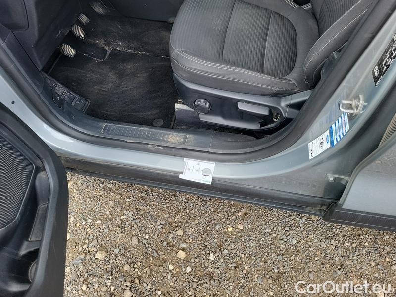  Ford  Kuga  (2019)  1.5EB 110 Titanium #5