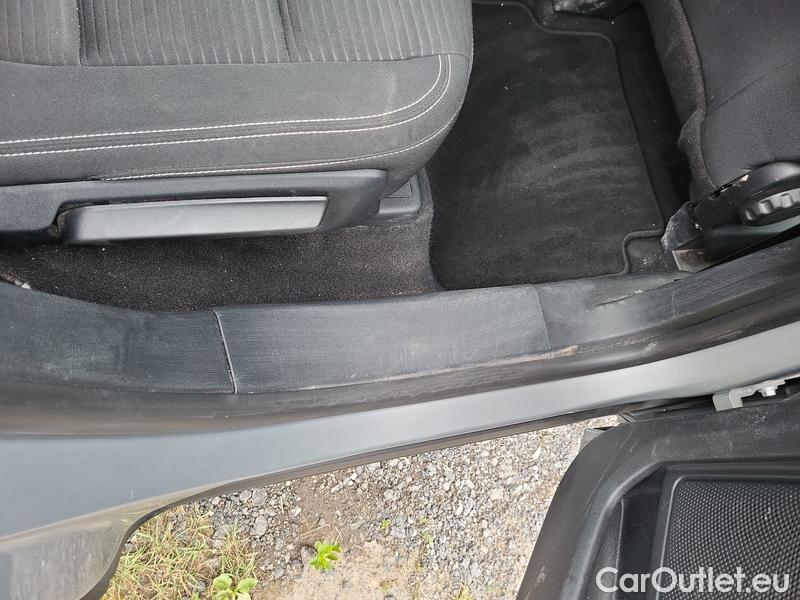  Ford  Kuga  (2019)  1.5EB 110 Titanium #23