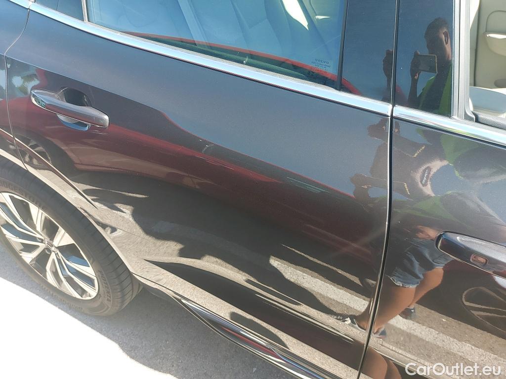  Volvo  XC60 VOLVO  2.0 B4 D Inscription Auto 190 CV #9